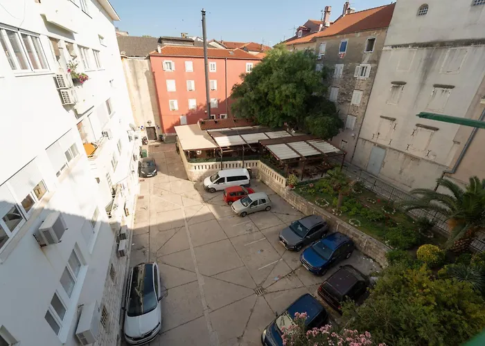 Piazza Dei Signori Zadar